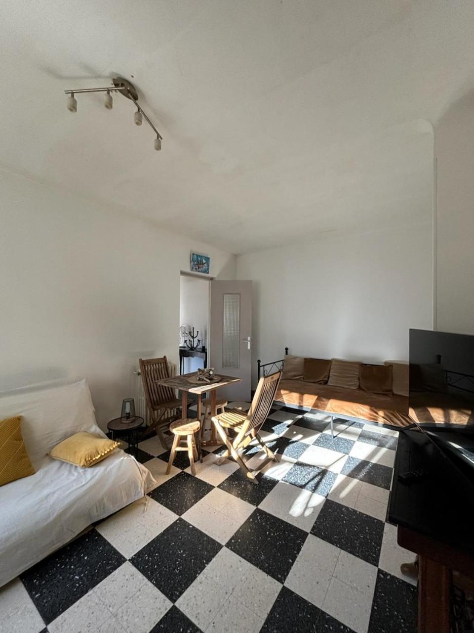 Appartement Chateauneuf Les Martigues Exterior foto